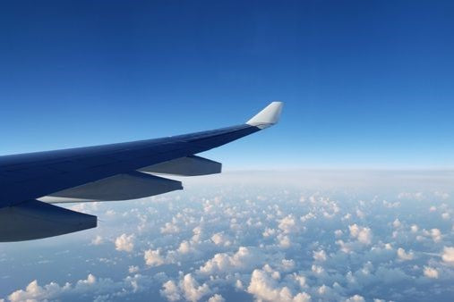旅のプロ集団直伝】長時間フライトの快適な過ごし方をご紹介 旅のプロ集団直伝】長時間フライトの快適な過ごし方をご紹介