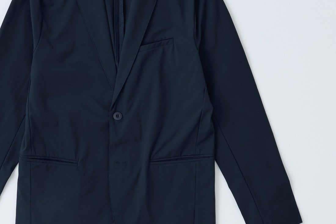 オーセンティックな外側ポケット