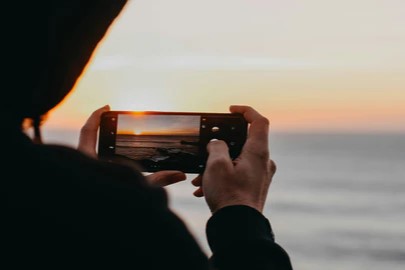 スマホでも段違い！旅行写真を綺麗に撮る方法を解説