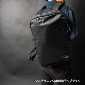 旅行も仕事も。圧縮リュック「One」｜洋服圧縮で大容量かつコンパクト