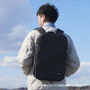 旅行も仕事も。圧縮リュック「One」｜洋服圧縮で大容量かつコンパクト
